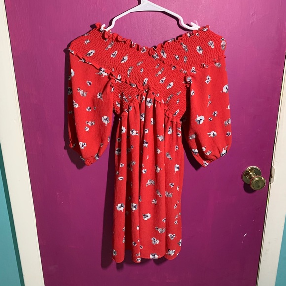 Off the Shoulder Floral Dress - Picture 3 of 3